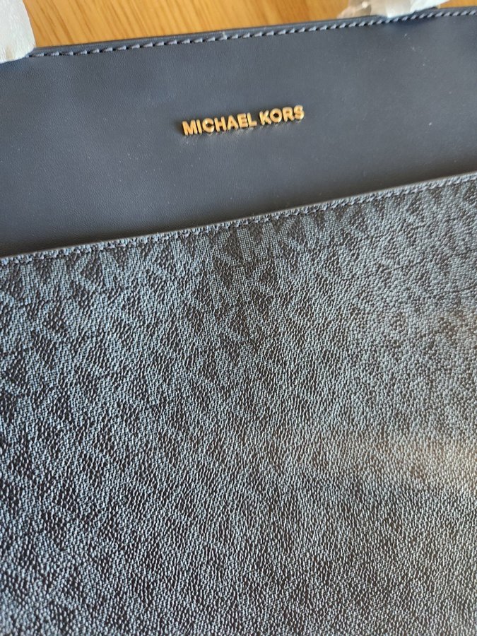 Väska michael kors totebag ny Harrison