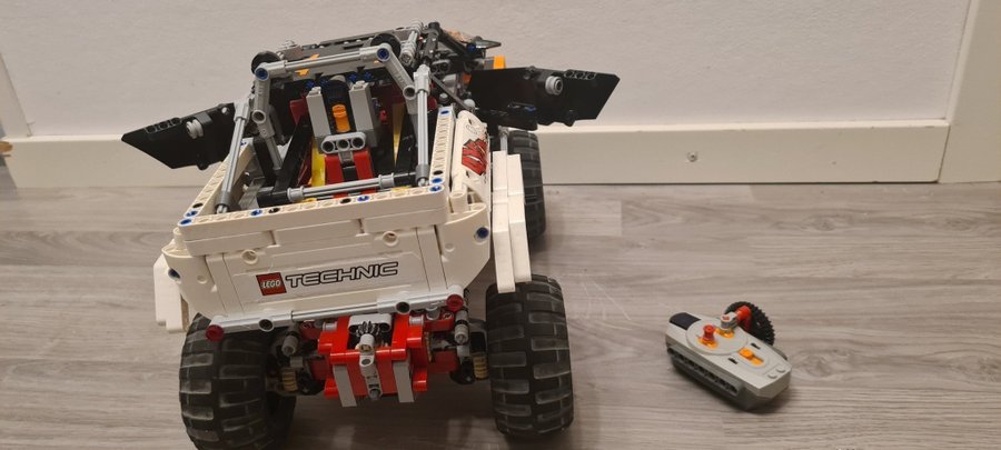 Lego technic 9398 4x4 crawler radiostyrd power functions