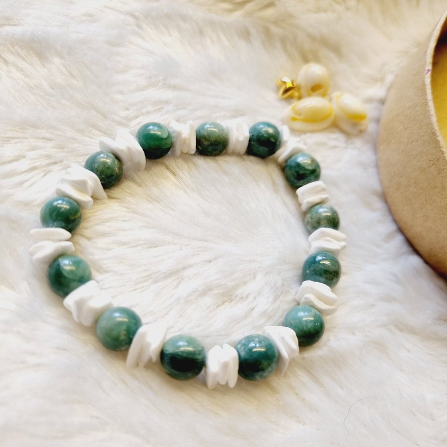 Aesthetic Bobemian Bracelet Shells and Jade