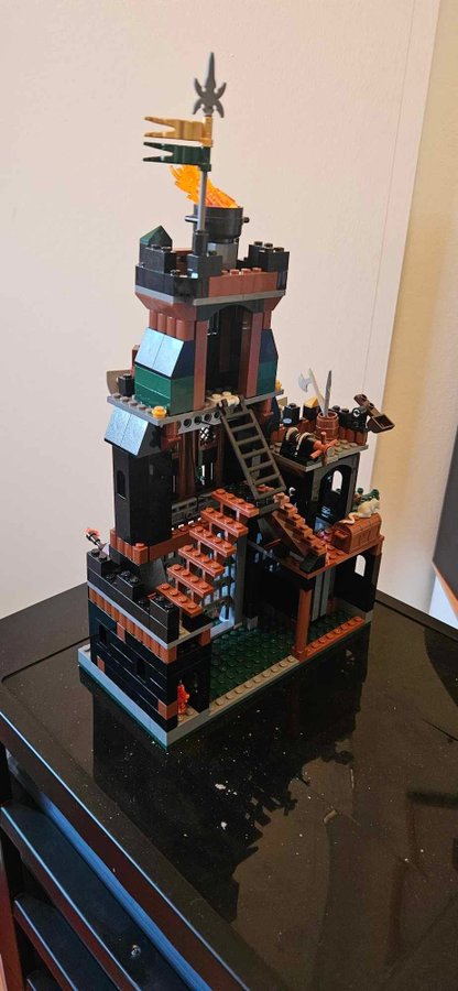 LEGO Castle Kingdoms 7947 Prison Tower Rescue Räddning ur fängelsetornet