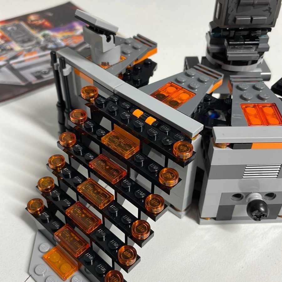 Lego Star Wars 75137 Carbon-Freezing Chamber