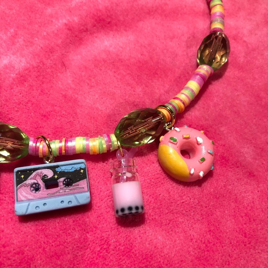 Bijouteri halsband, egen design  one of a kind! Donut mm kawaii