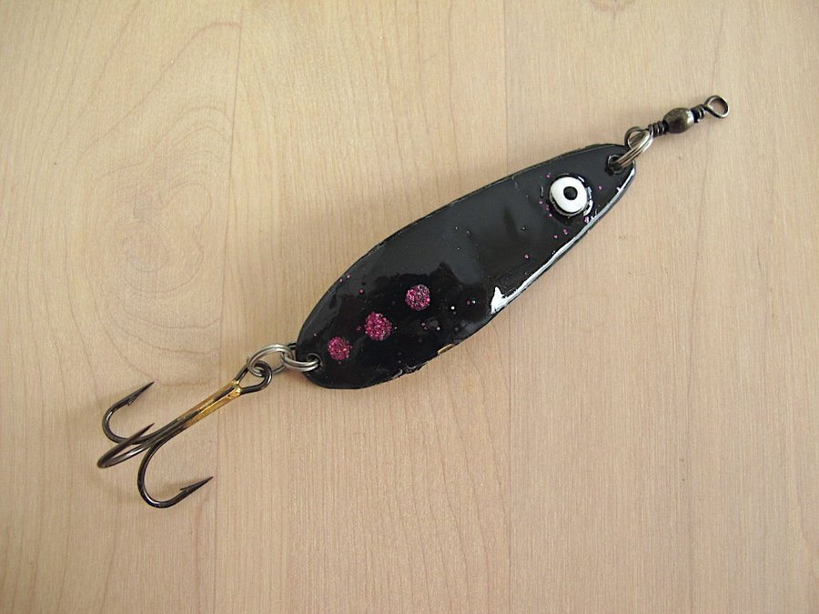 1 st Slitz BIG Black + Pink dots 24 g - Handgjort i Sverige