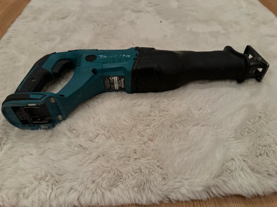 Makita tigersåg DJR 186