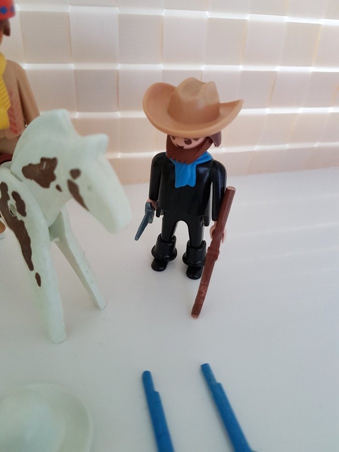 Vintage PLAYMOBIL Geobra - 1974 Playmobil Western Cowboy Indian Robin Hood