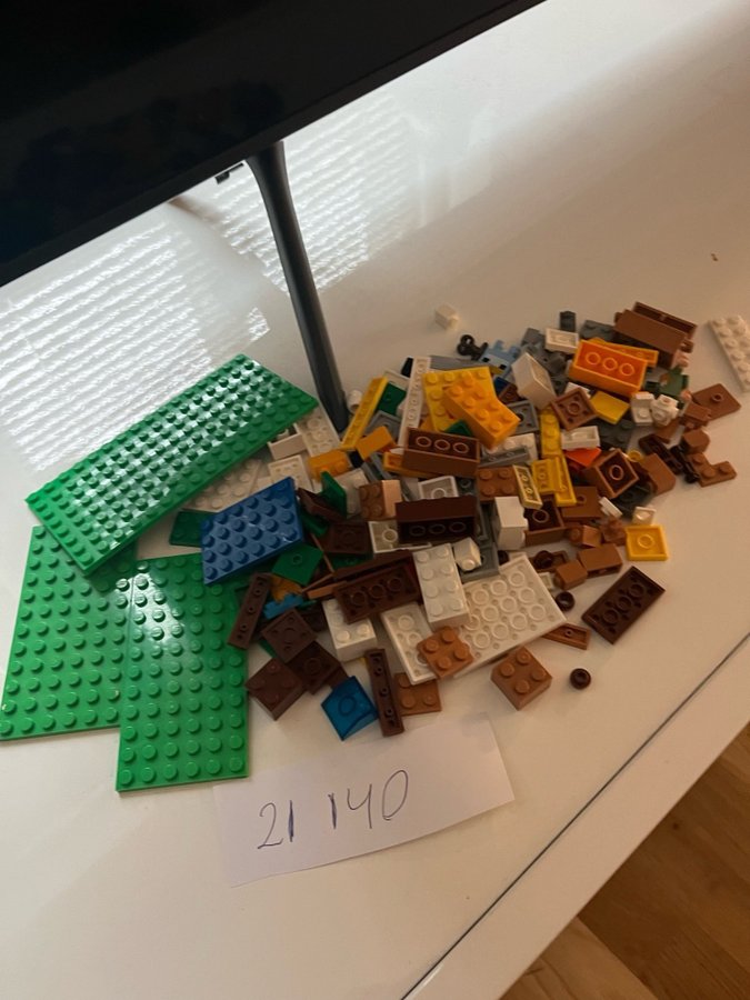 LEGO Minecraft 21140 Kycklinggården