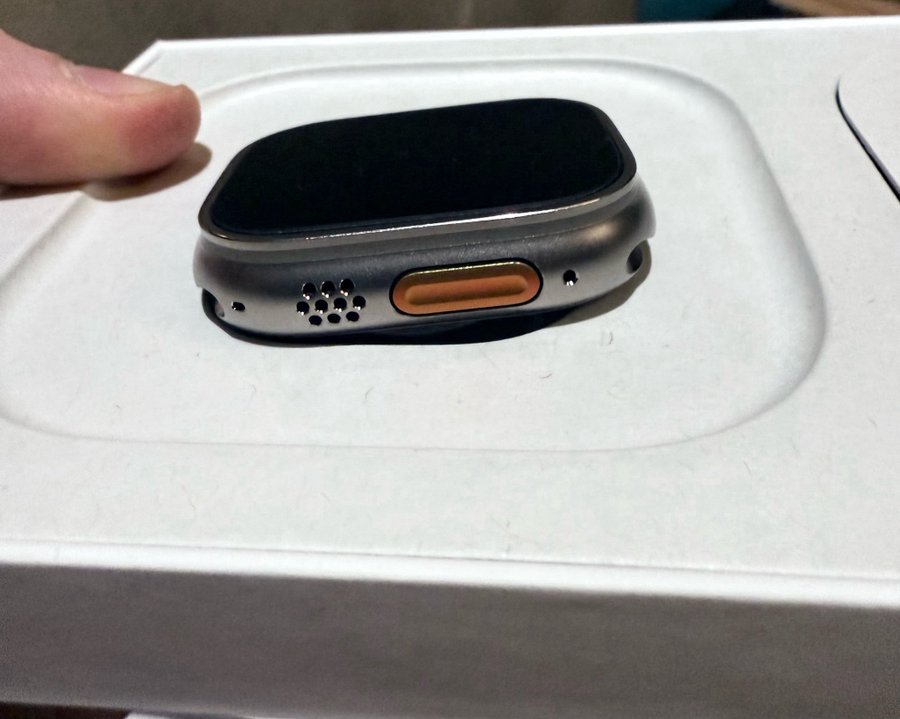 Apple Watch Ultra Gen 1 Titanium