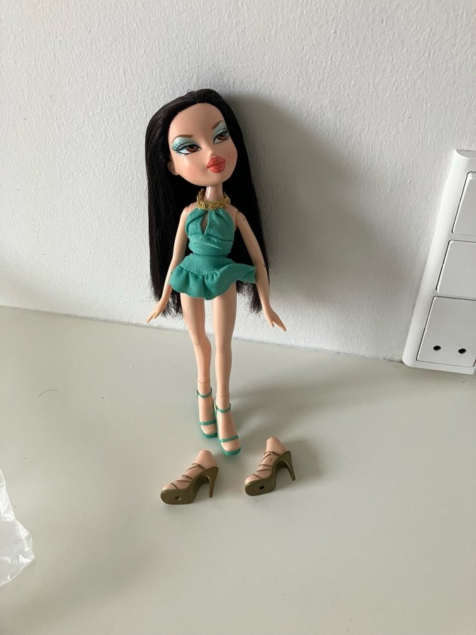 Bratz doll Passion 4 Fashion Jade