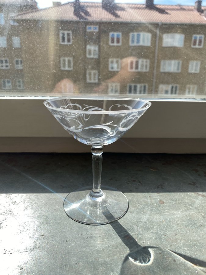 1 Skruf "1930" Champagneglas - Snarlik Molnet från Orrefors