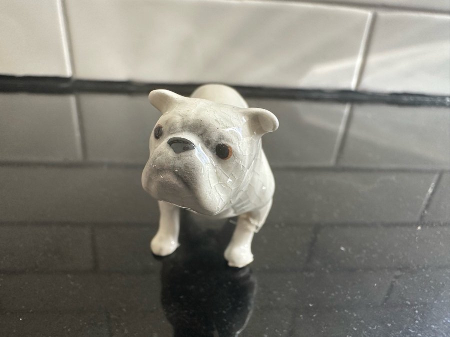 Porslinsfigur Engelsk Bulldog 7 cm