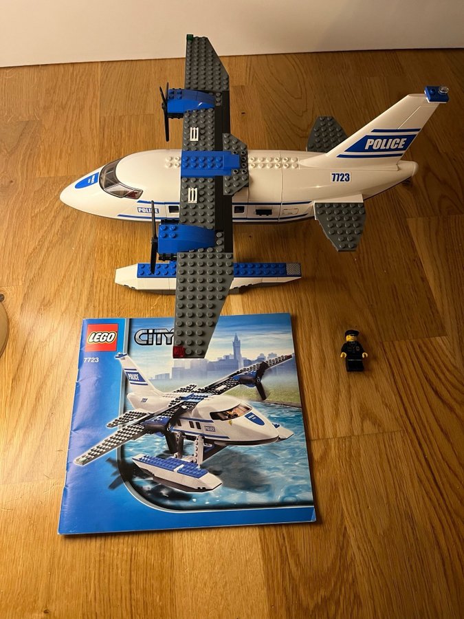 Lego City - Police Pontoon Plane (7723) - 100% Komplett