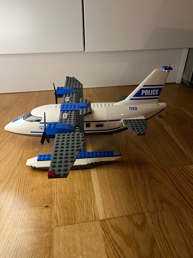 Lego City - Police Pontoon Plane (7723) - 100% Komplett