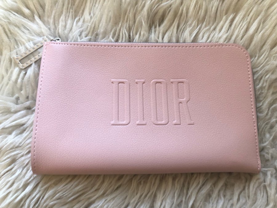 DIOR BEAUTE rosa clutch/sminkväska/NECESSÄR