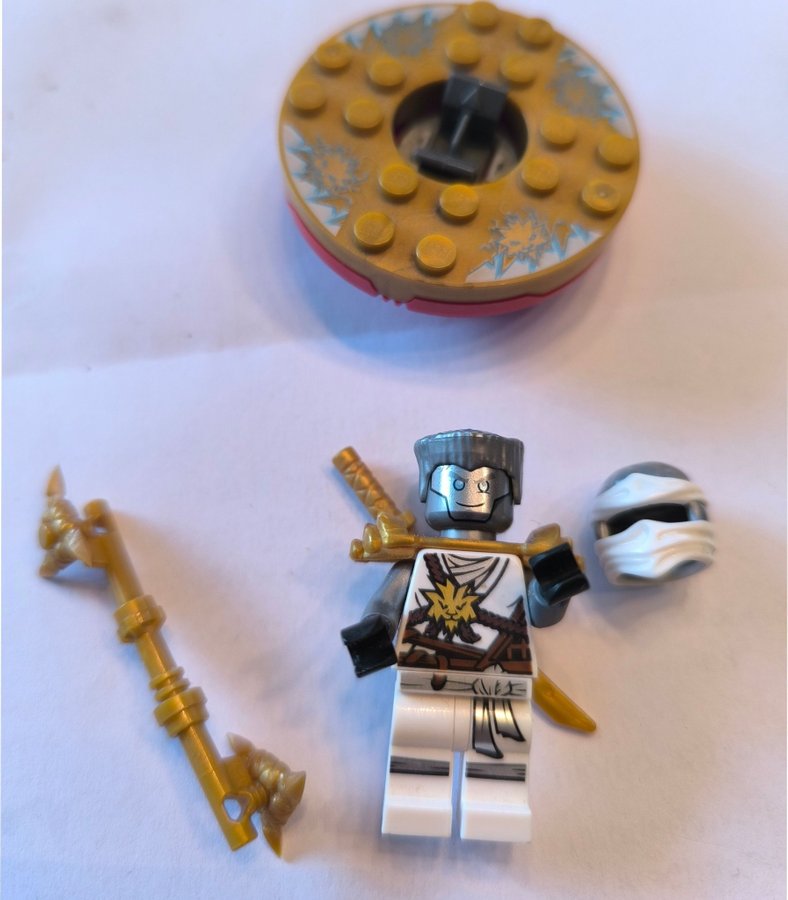 Lego Ninjago Zane Honor Robe