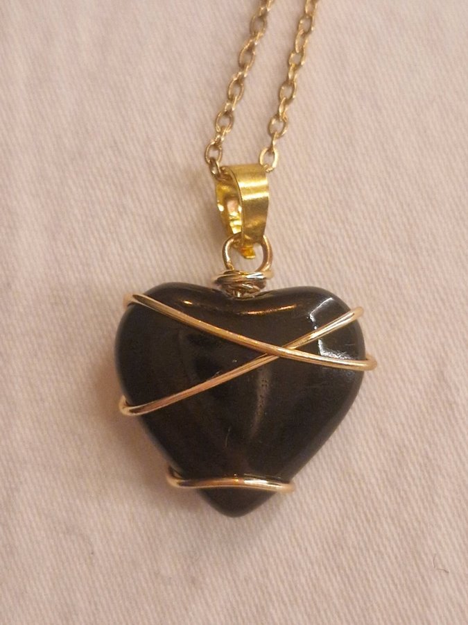 Halsband Obsidian hjärta