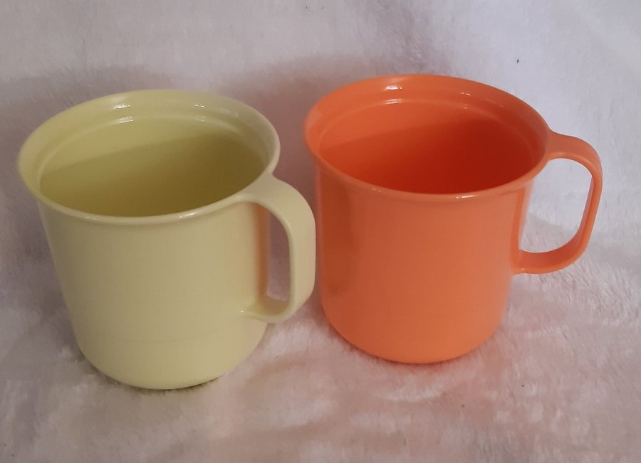 Tupperware mugg(2)