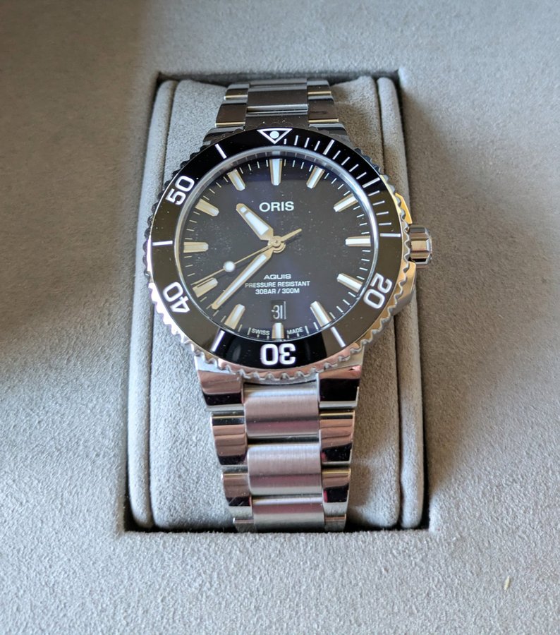 Oris Aquis 41,5 Blå sunburst