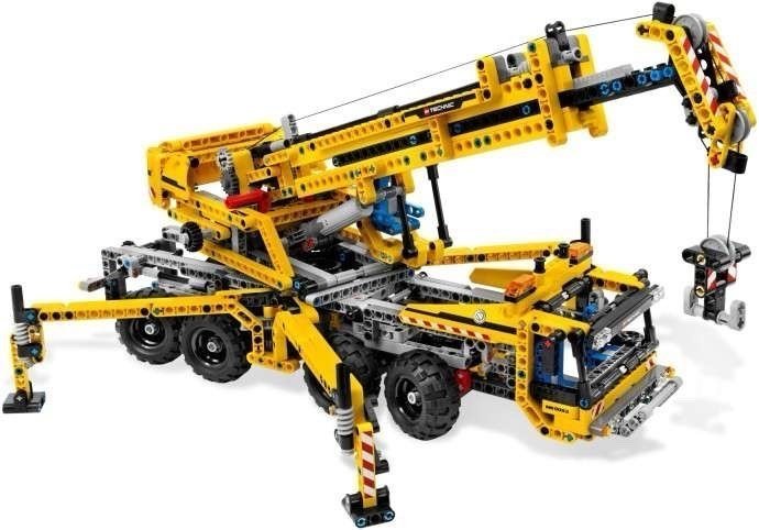 LEGO Technic mobile crane