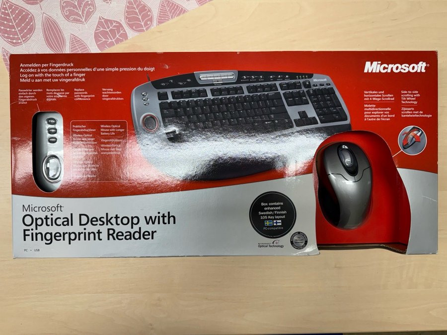 Microsoft Optical Desktop med Fingeravtrycksläsare med Mus