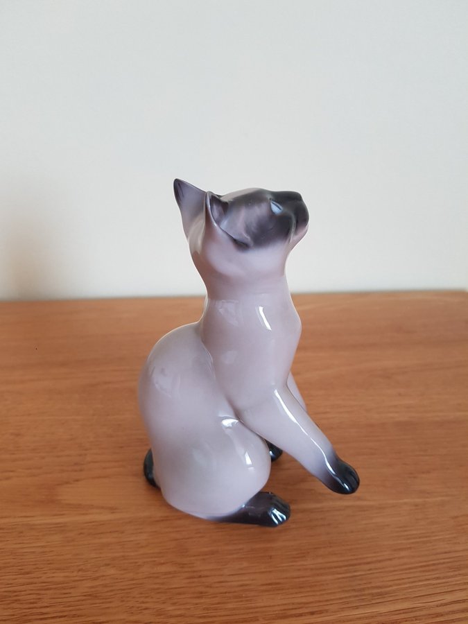 Gullig katt - Bing  Gröndahl, djur, figurin, skulptur