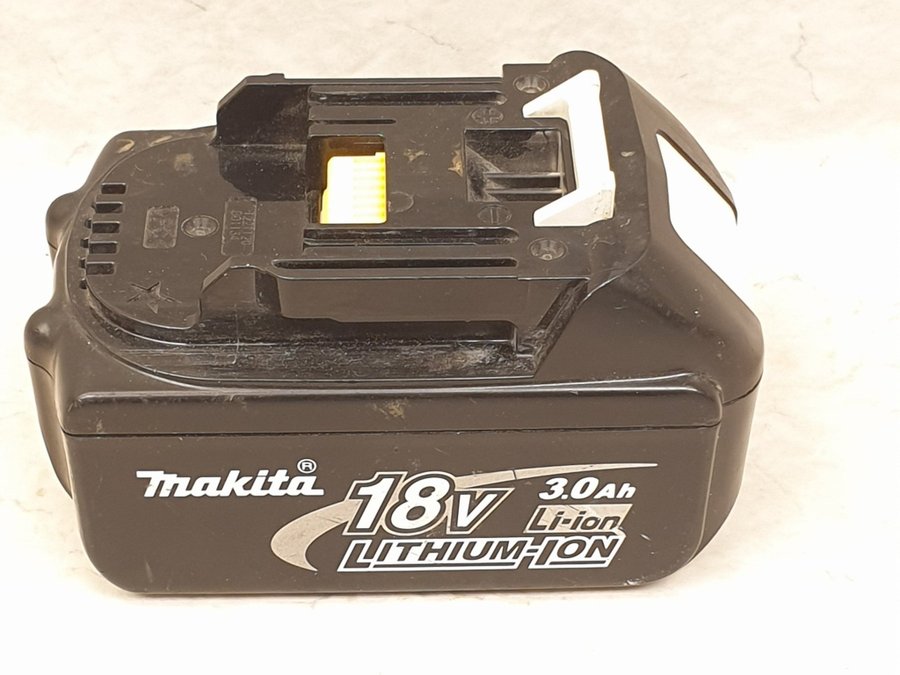 Makita batteri 3.0Ah, 18V. Modell BL1830