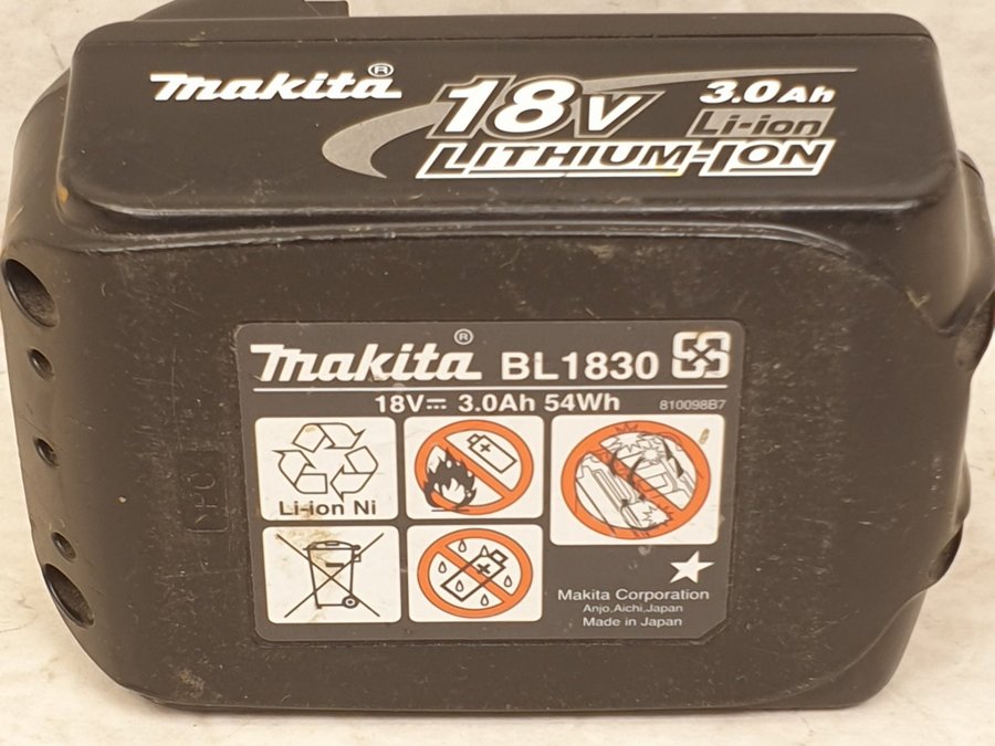 Makita batteri 3.0Ah, 18V. Modell BL1830