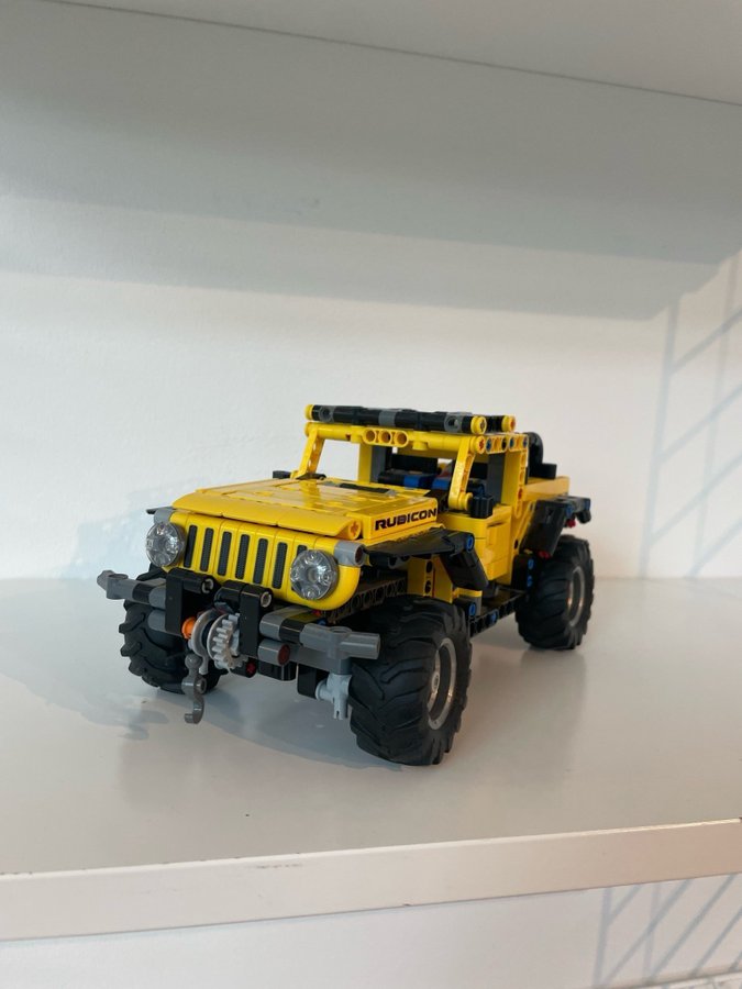 Lego Technic Jeep Wrangler 42122