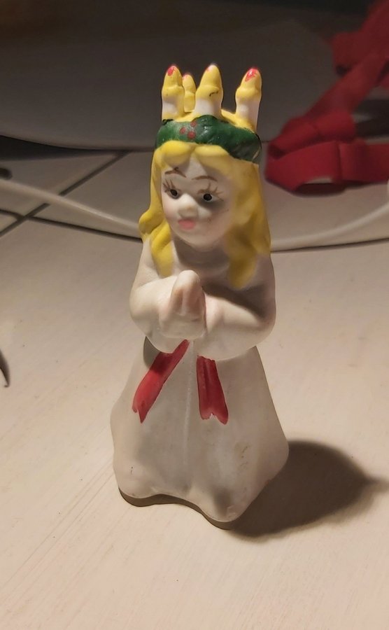 JULPYNT LUCIA GULDFYND STORLEK 9,5 CM MYCKET FINT SKICK !!