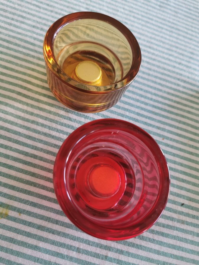 Vändbara ljushållare i glas