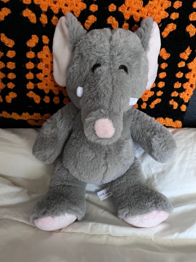 Ny gosedjur elefant