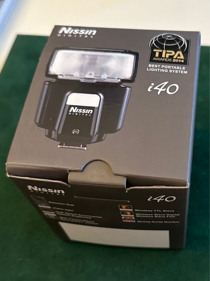 Nissin i40 flash