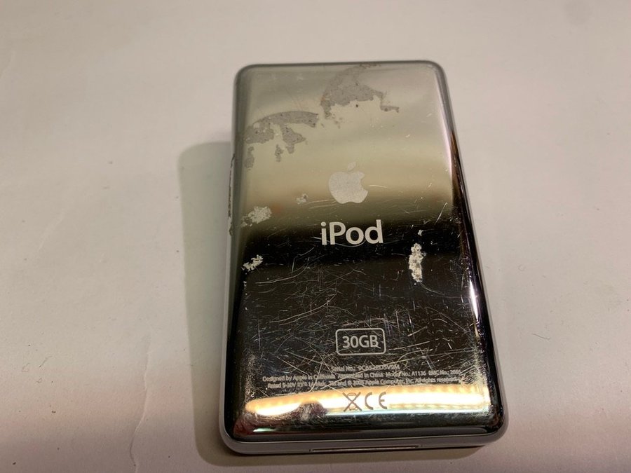 IPOD 30 GB(3) enligt bilder !!!!! 1:- !!!!!