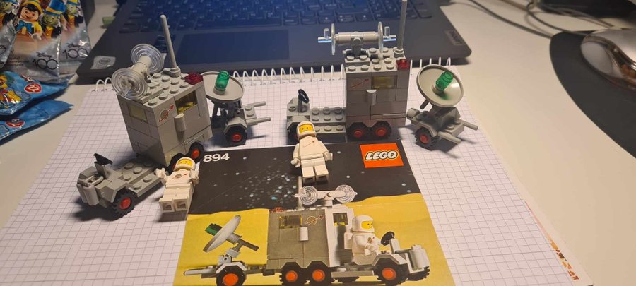 Lego 894 - Mobile Ground Tracking Station