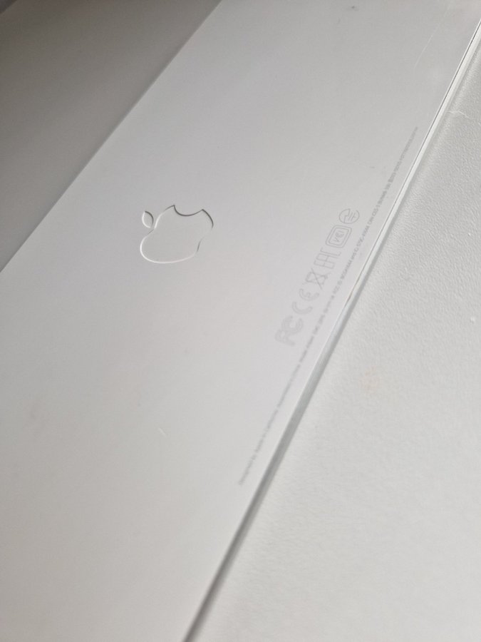 Apple Magic Keyboard  Magic Mouse