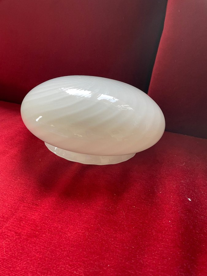 Lampkupa i glas plafond swirl mönster retro vintage