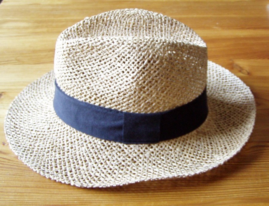 Sommarhatt/solhatt storlek 56