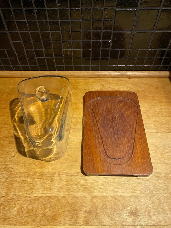 Vintage ostkupa i glas  teak