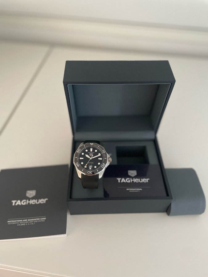 TAG Heuer Aquaracer 43mm 2024 *NY*modell med äkthetsintyg  kvitto originalbox