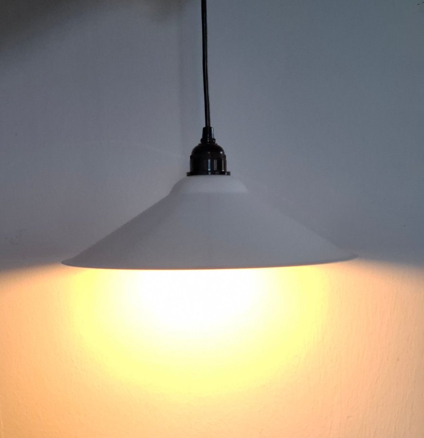 RETRO 80-TAL IKEA SKOMAKARLAMPA VIT METALL TAKLAMPA PENDELLAMPA LAMPA BELYSNING