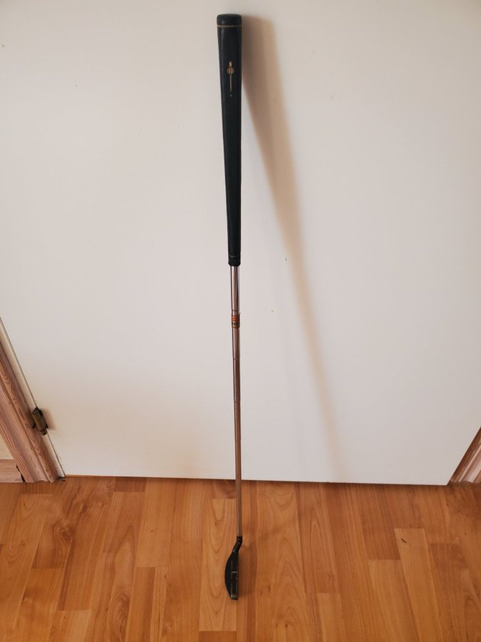 Dunlop putter