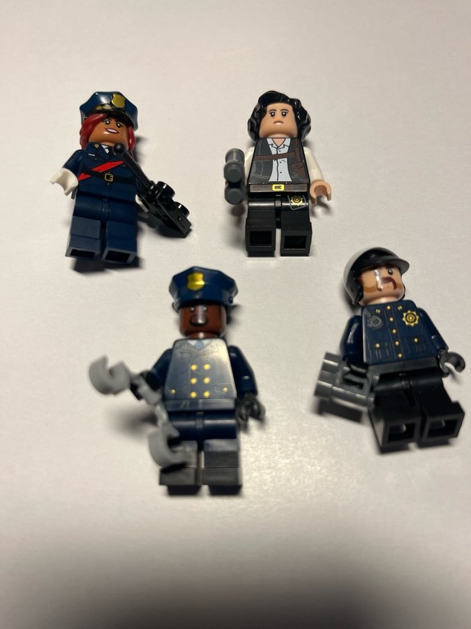 4 st Lego Minifigurer