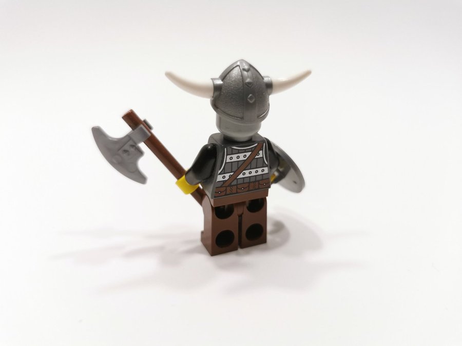 Lego - minifigur - viking - vikings - warrior - med utrustning