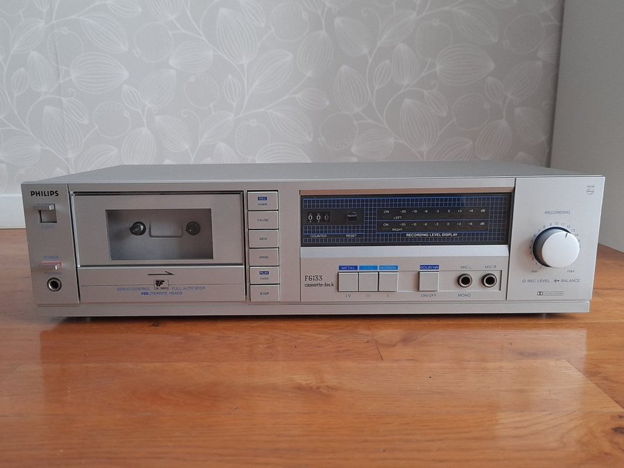 Philips - F6133 Cassette Deck - Made In Belgium