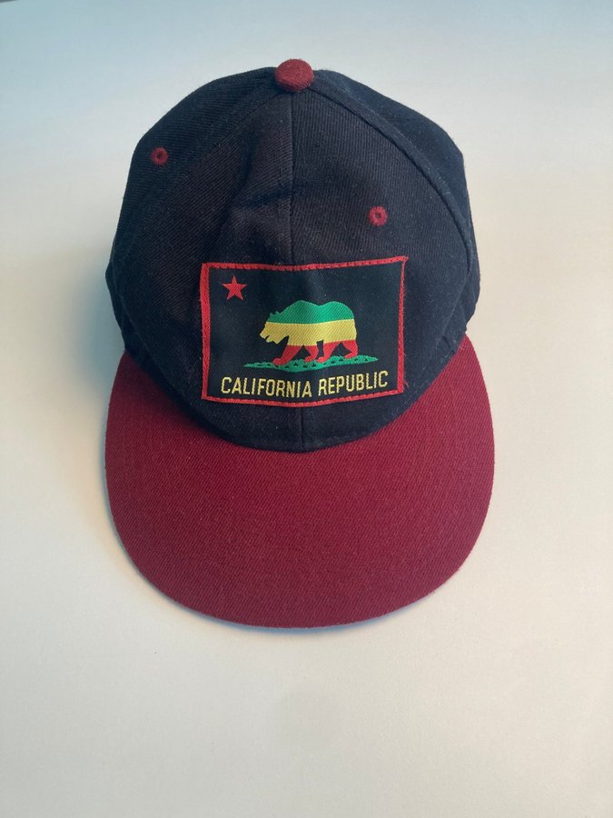 NY! Oanvänd California Republic Keps!