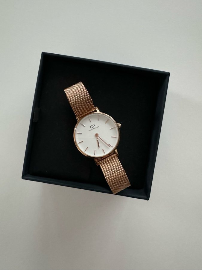 Daniel Wellington roseguld klocka