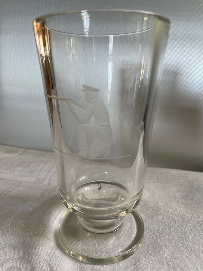 Kristallvas/glas med motiv "skytte"