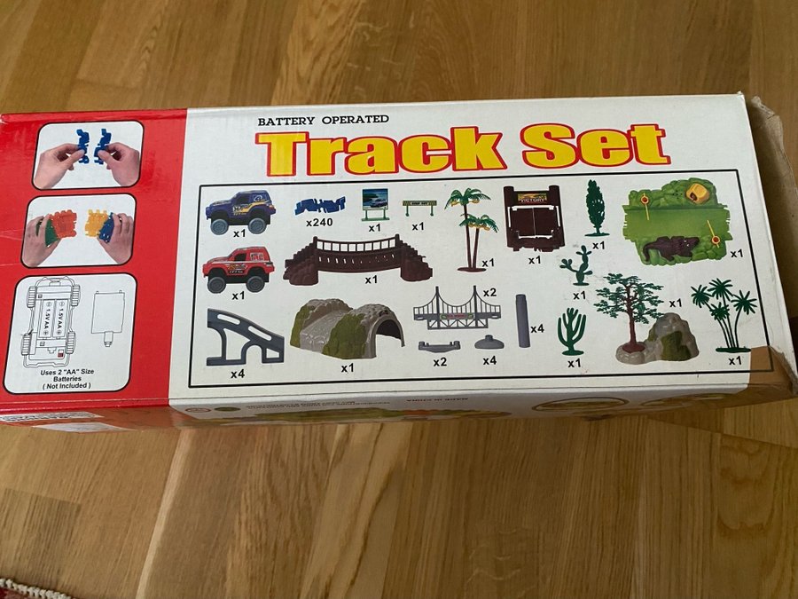 Track Set Super Fangle Battery Operated 270PCS