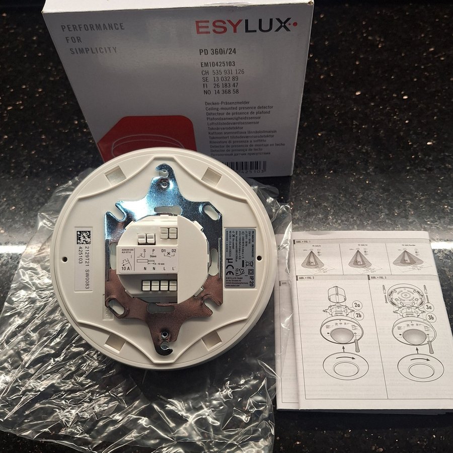 ESYLUX PD 360/24 Rörelsesensor / Takrörelsedetektor - Oanvänd