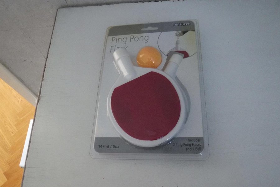 Ping pong flask till festen