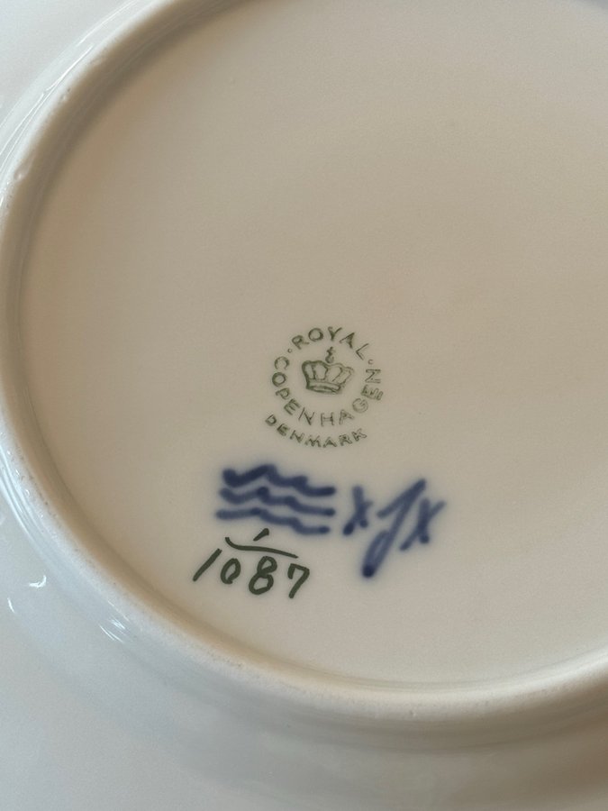 Royal Copenhagen Musselmalet nr 1087